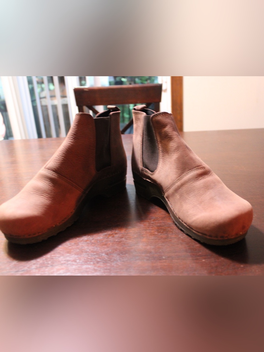 Hudson Women's Leather Chelsea Boot in Antique Brown - Picture 2 of 6